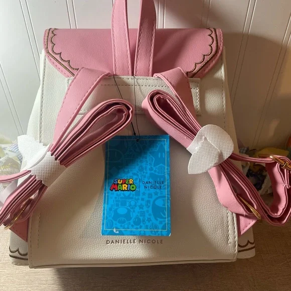 Danielle Nicole Super Mario Princess Peach backpack - Picture 4 of 9